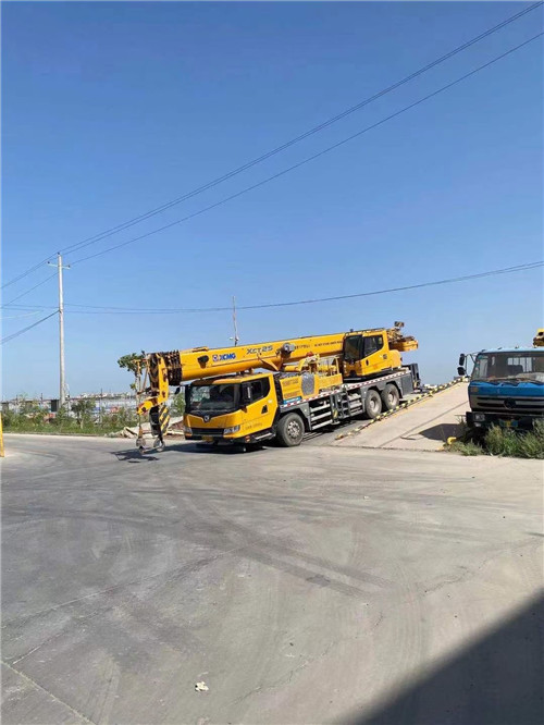 南康区吊车作业时，可能会产生哪些额外收费项目？