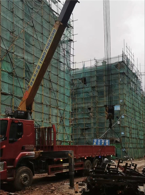 南康区“慢工细活”—— 吊车的 “微动控制” 技术